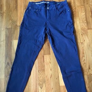 Signature Studio Size 14 Navy skinny jeans